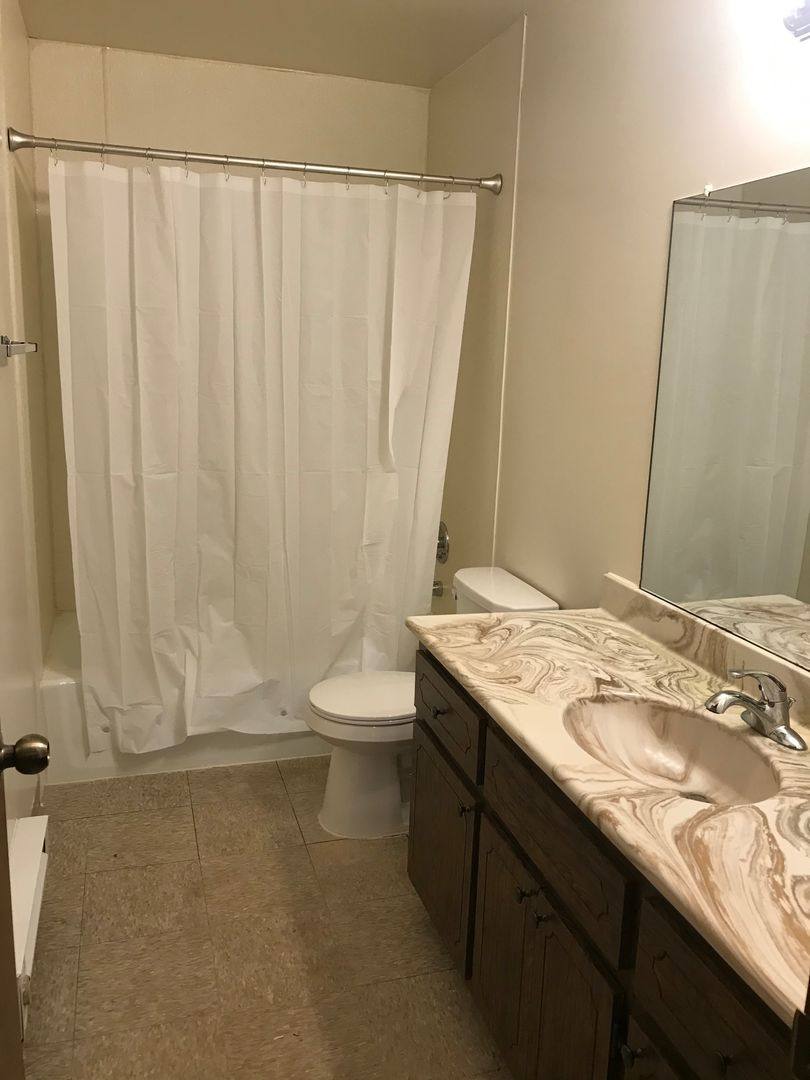 2120 Meadow Lane, Schererville, IN 46375