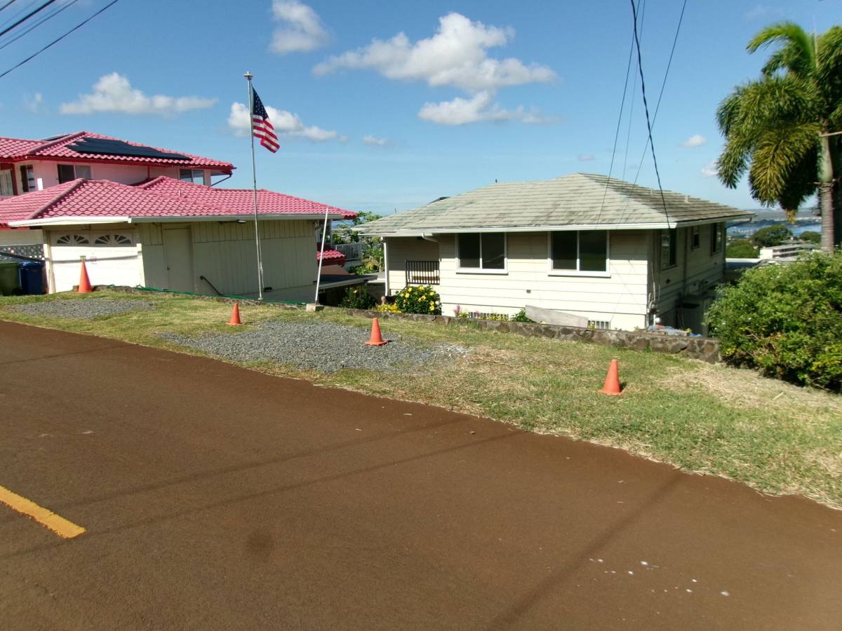 Townhouse for rent at 99-868 Halawa Dr, Aiea, HI 96701