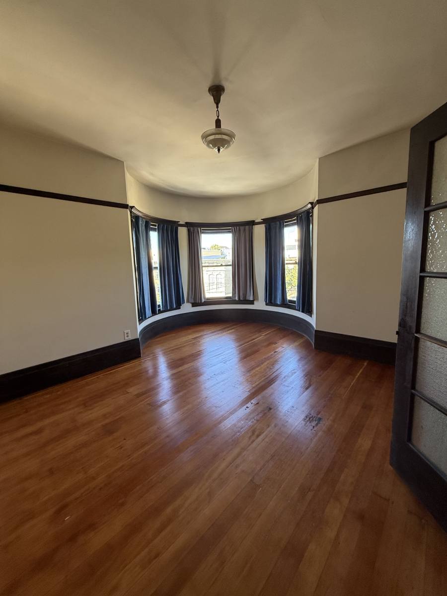 Apartment for rent at 298 Pierce St #7, San Francisco, CA 94117