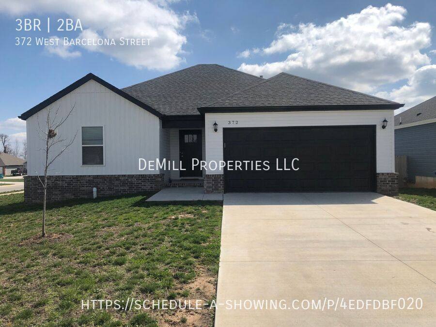 House for rent at 372 W Barcelona St, Republic, MO 65738