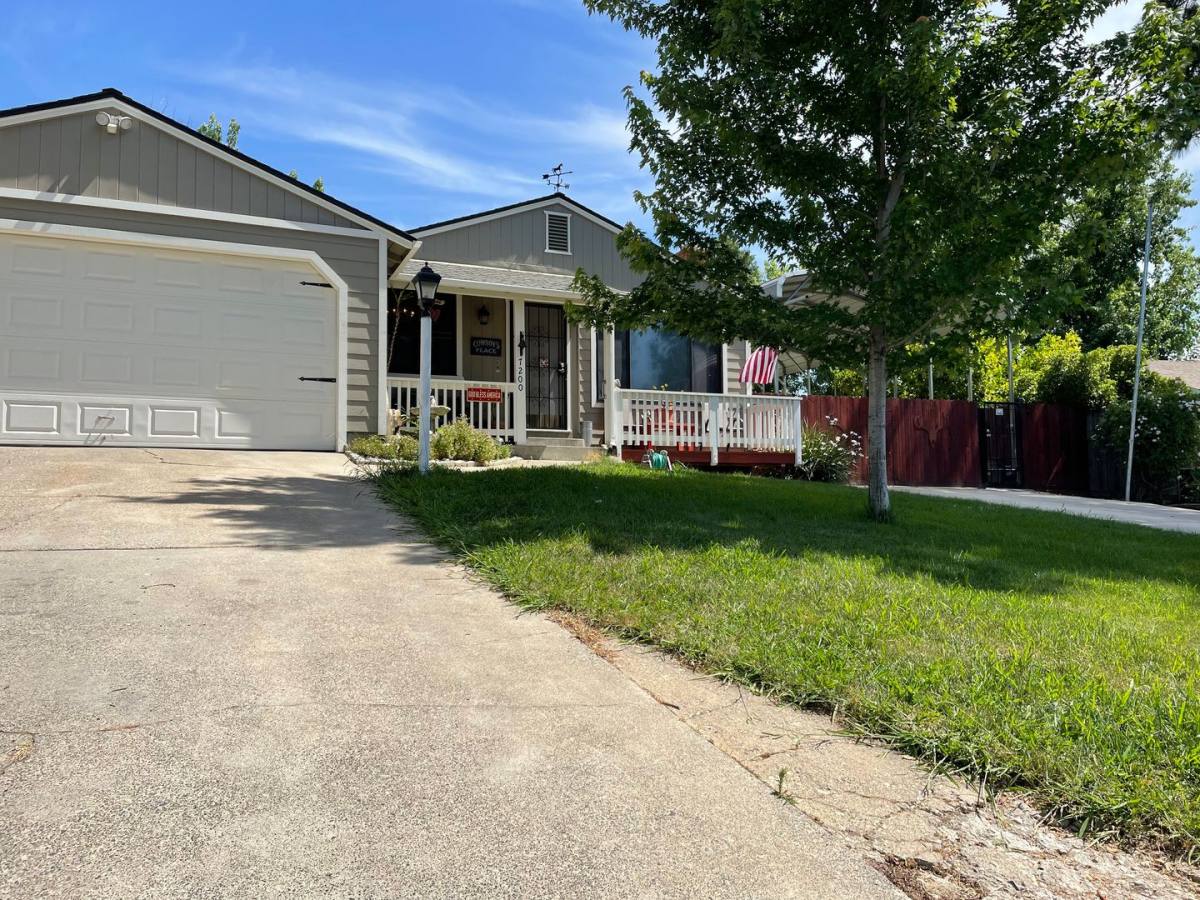 House for rent at 7200 Sunset Ave, Fair Oaks, CA 95628