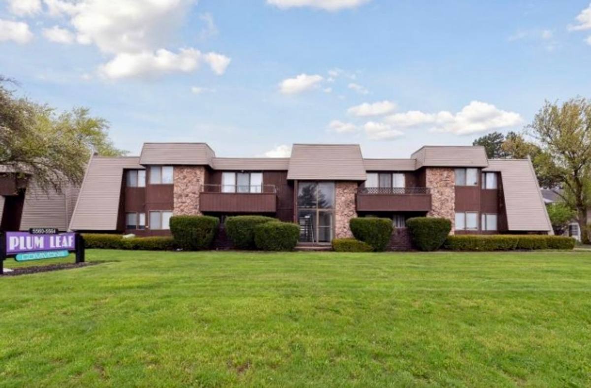 Apartment for rent at 5560 Heatherdowns Blvd, Toledo, OH 43614