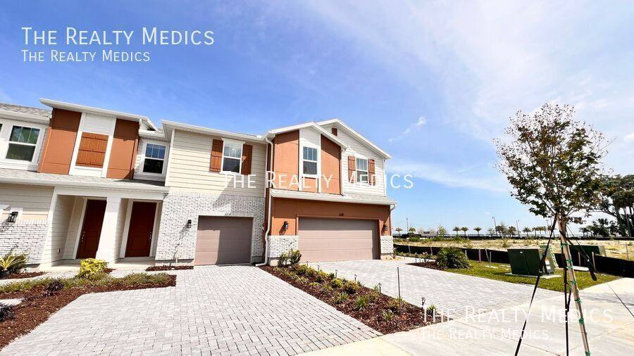 Townhouse for rent at 614 Southern Edge Way, Sanford, FL 32771