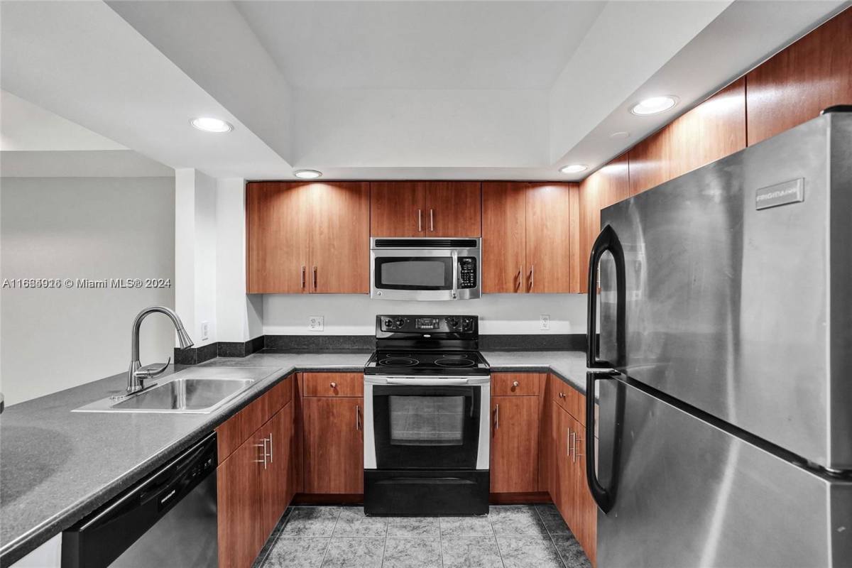 Condo for rent at 100 N Federal Highway, Fort Lauderdale, FL 33301