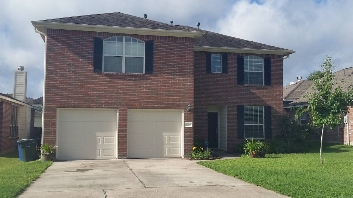 House for rent at 2209 Jefferson Crossing, Conroe, TX 77304