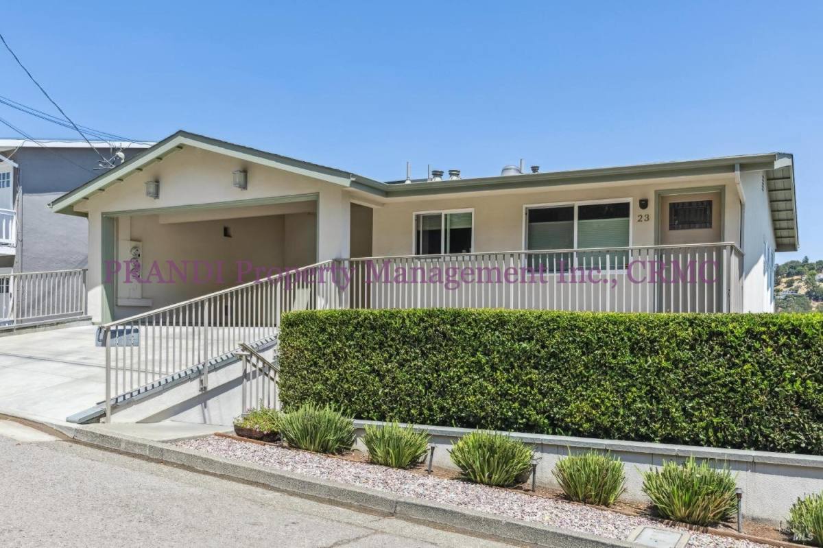 Townhouse for rent at 25 Bayo Vista Way, Fairfax, CA 94930