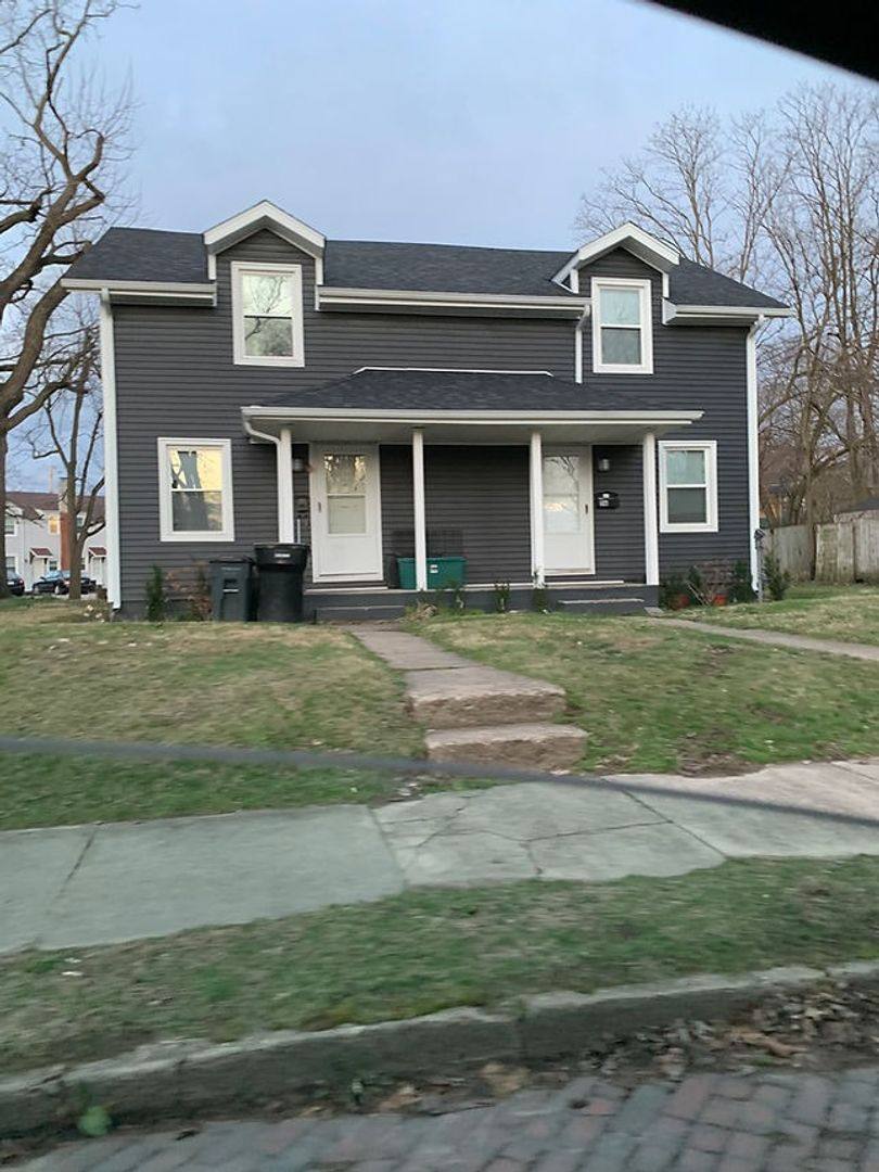 Townhouse for rent at 116 Saint Paul Place, South Bend, IN 46601