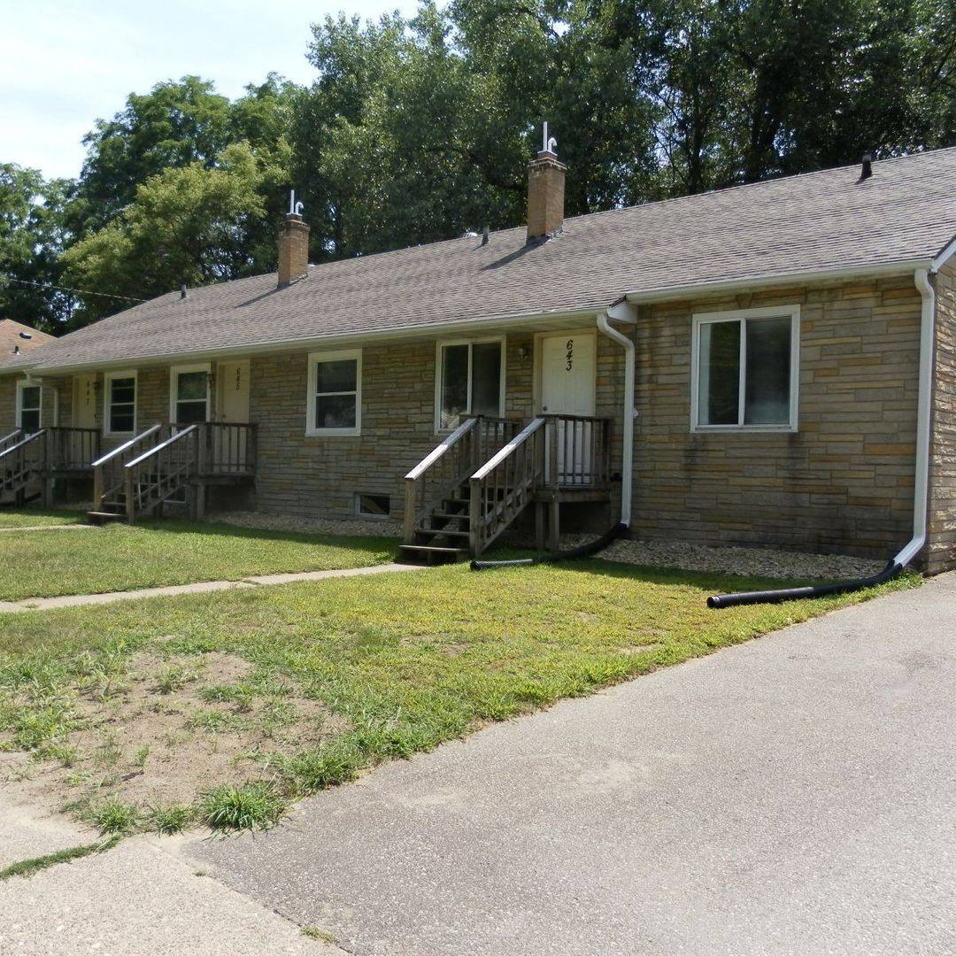 Apartment for rent at 643-647 Ripley, Eau Claire, WI 54701