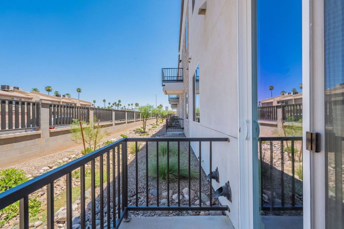 4439 W Palmaire Ave, Glendale, AZ 85301 - Apartment for Rent - Image 8