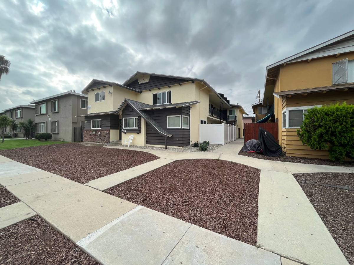 Apartment for rent at 2708 W 141st Place, Gardena, CA 90249