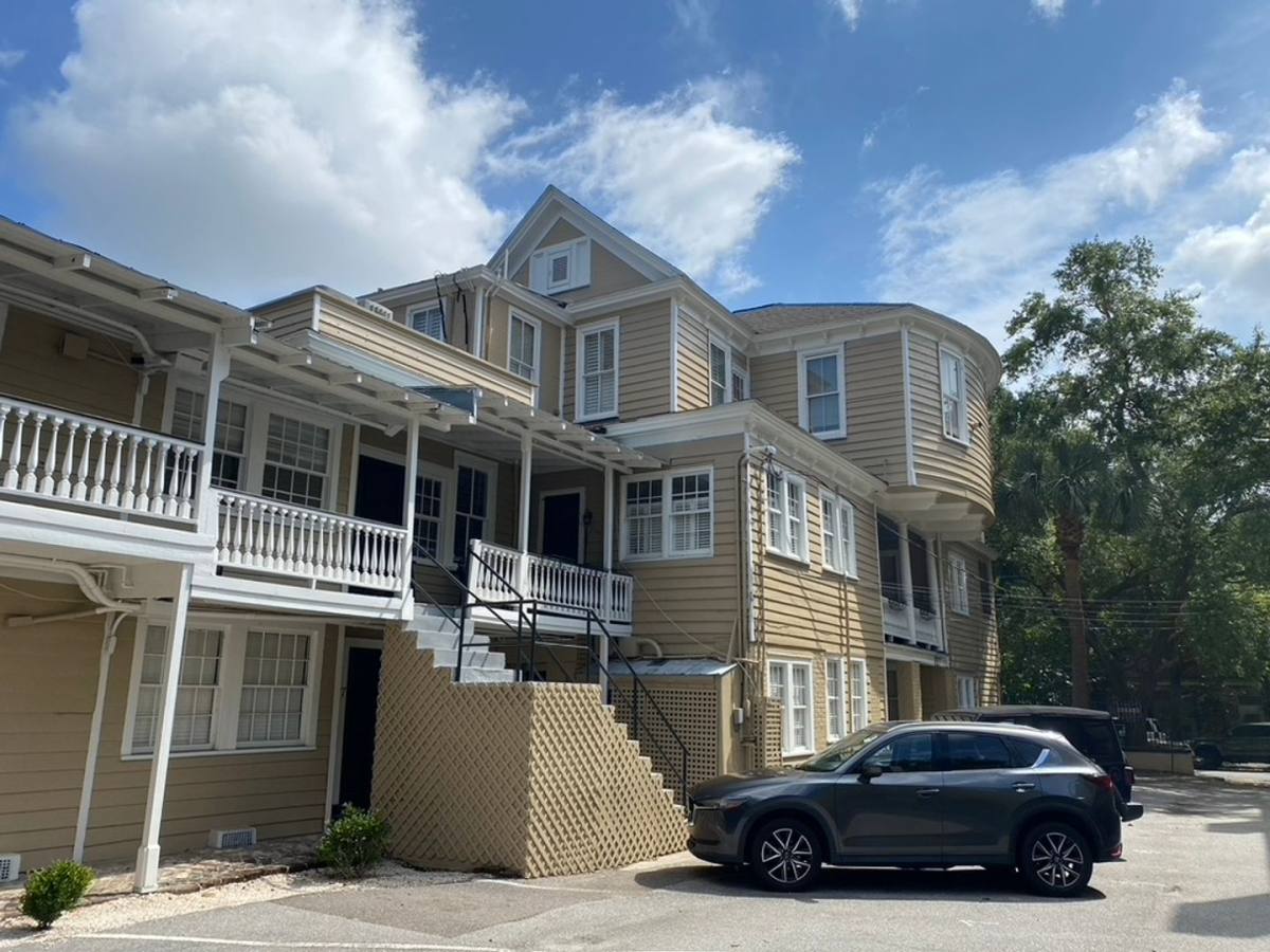 Condo for rent at 33 Pitt St, Charleston, SC 29401