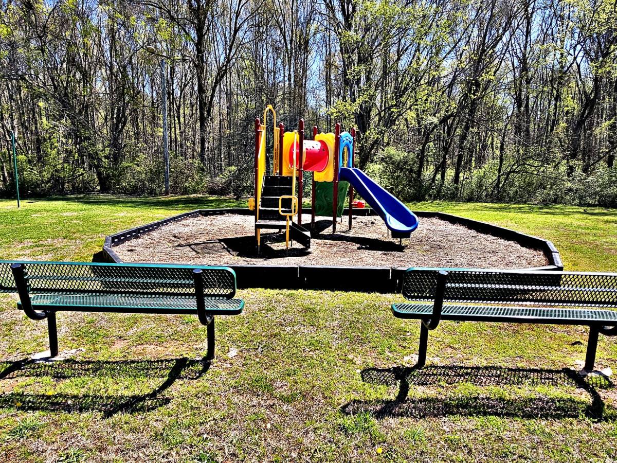Townhouse for rent at 3526 Highway 31 S, Decatur, AL 35603