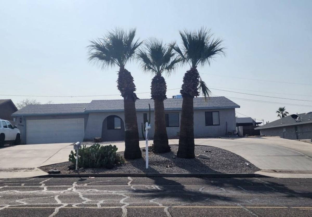 House for rent at 3098 McCulloch Blvd N, Lake Havasu City, AZ 86403
