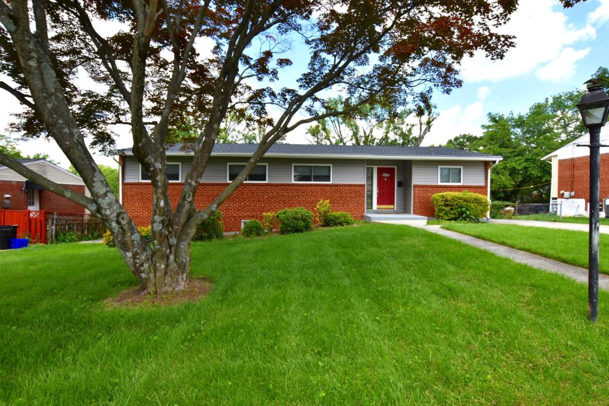 House for rent at 4015 Heathfield Rd, Rockville, MD 20853