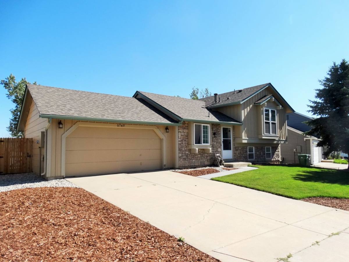 House for rent at 5740 S Nepal Way, Aurora, CO 80015
