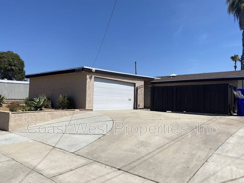 House for rent at 9161 Huntington Ave, San Diego, CA 92123