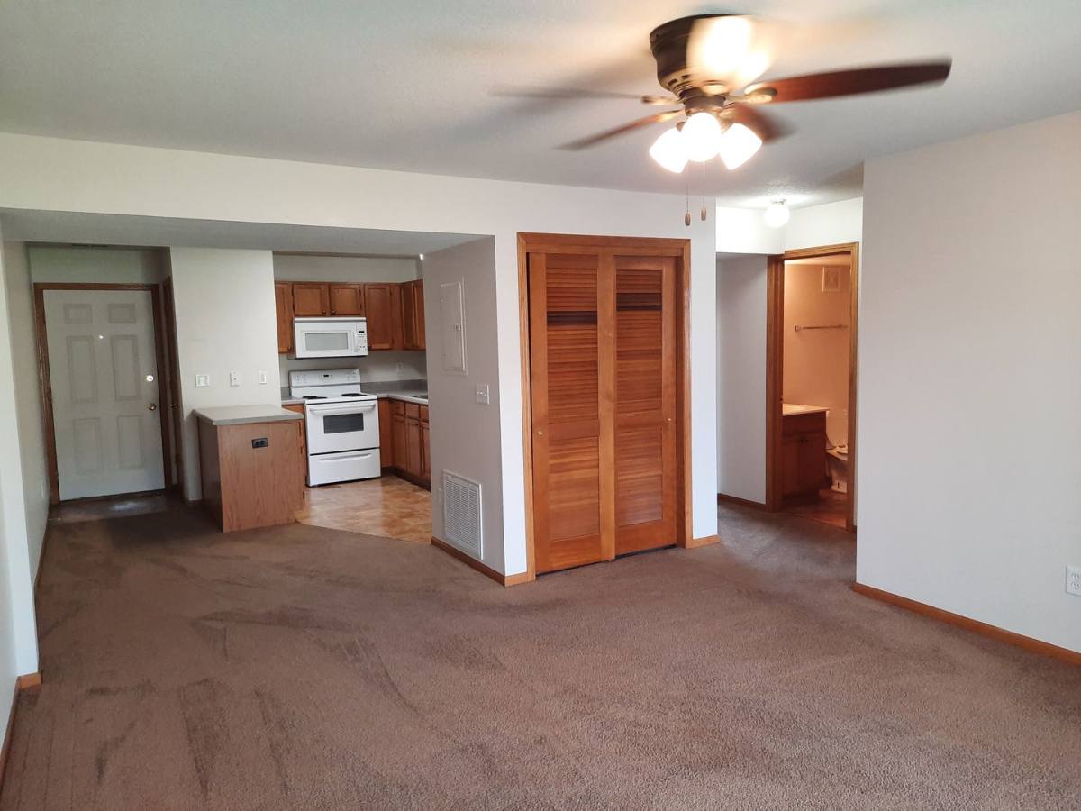 Apartment for rent at 906 Washington Ave SE, Bondurant, IA 50035