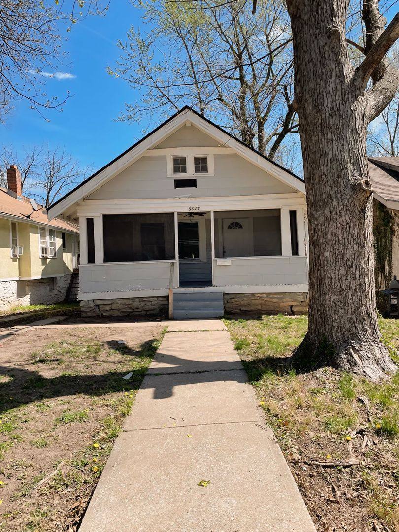 House for rent at 5615 Garfield Ave, Kansas City, MO 64130