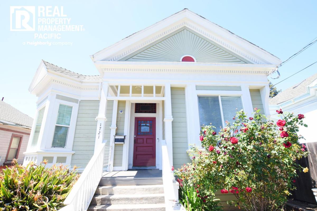 House for rent at 1721 11th Ave, Oakland, CA 94606