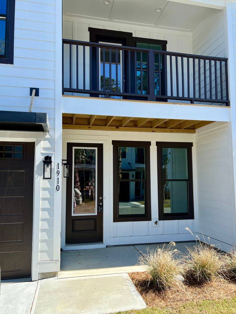 Townhouse for rent at 1910 Seacottage Way, Wilmington, NC 28403