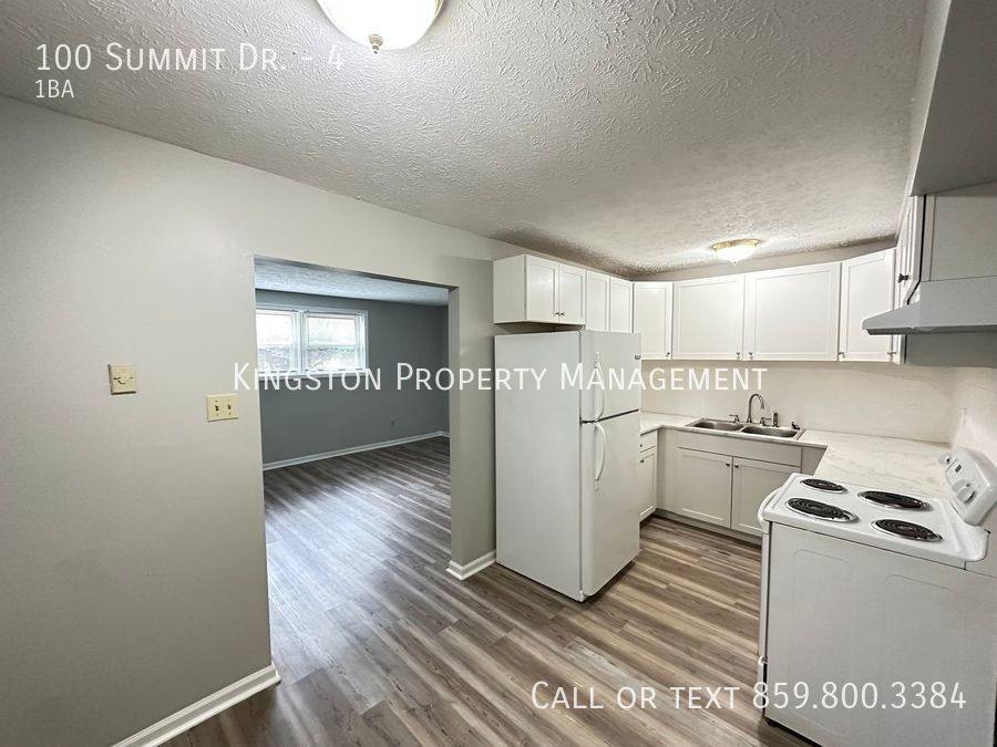 Apartment for rent at 100 Summit Dr #4, Mount Sterling, KY 40353