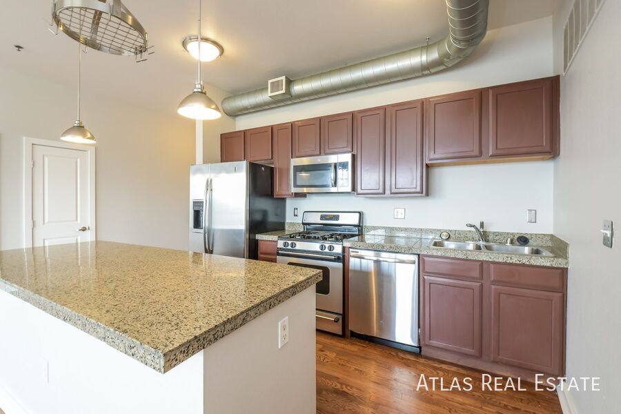 House for rent at 1441 N Central St #300, Denver, CO 80211