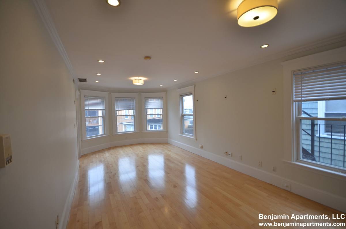 House for rent at 10 Harvest St #2, Dorchester, MA 02125