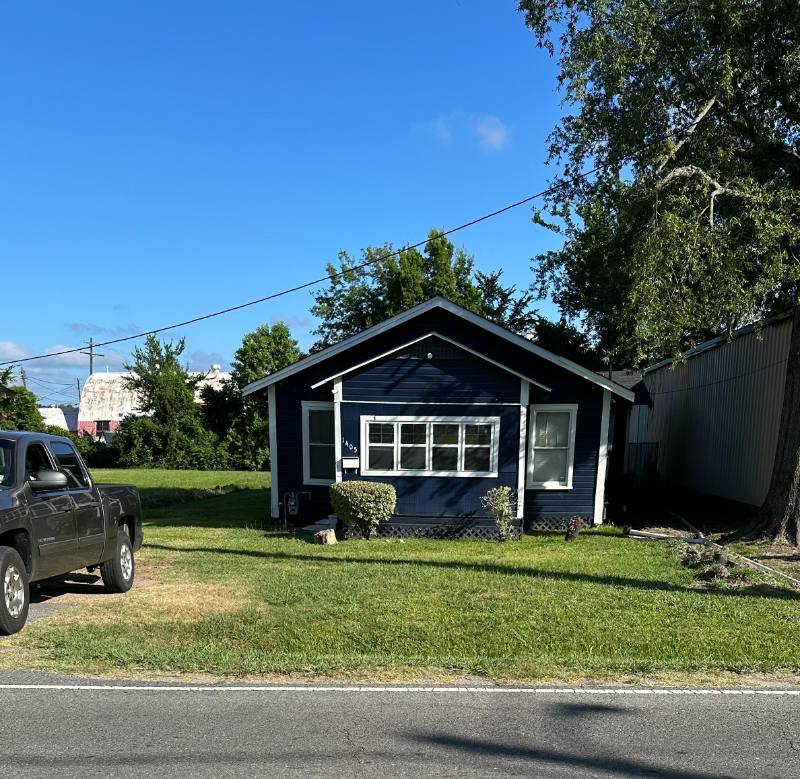 House for rent at 1405 Pine St, Monroe, LA 71201
