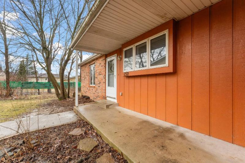 Townhouse for rent at 132 Meadow Circle, Crown Point, IN 46307