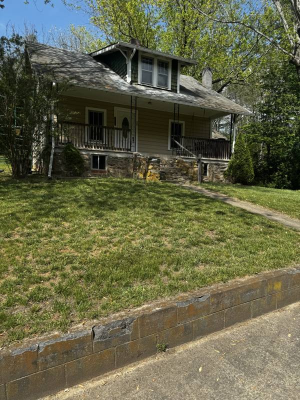 House for rent at 3119 Stamey Cove Rd, Waynesville, NC 28786
