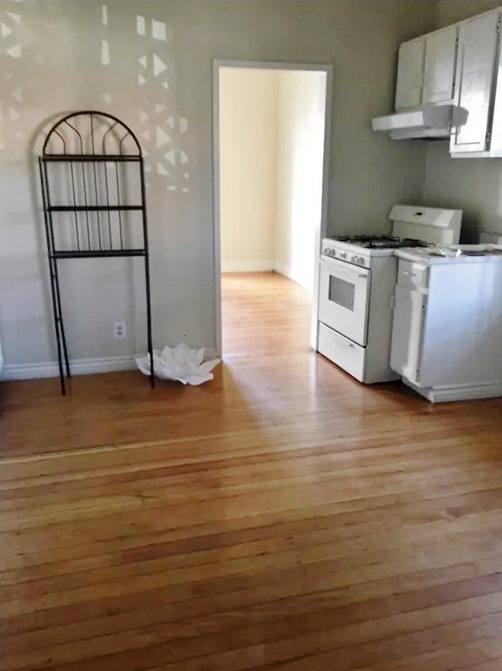 Apartment for rent at 1114 Poinsettia Dr, Los Angeles, CA 90046