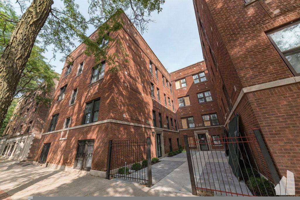 Apartment for rent at 2103 N Sedgwick St #3, Chicago, IL 60614