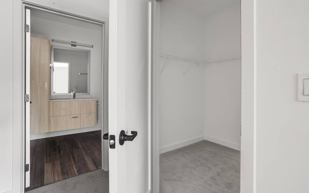 Apartment for rent at 250 Plaza Circle, Mundelein, IL 60060