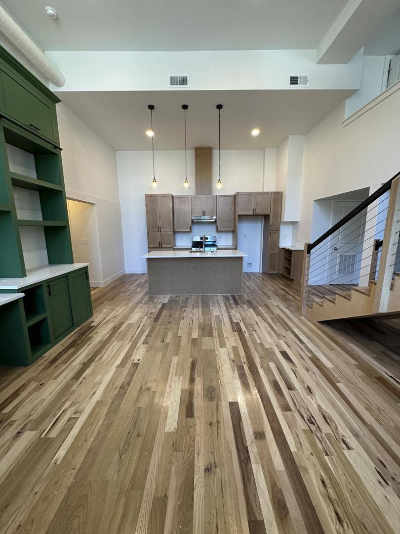 Apartment for rent at 1639 Alameda Ave #101, Lakewood, OH 44107
