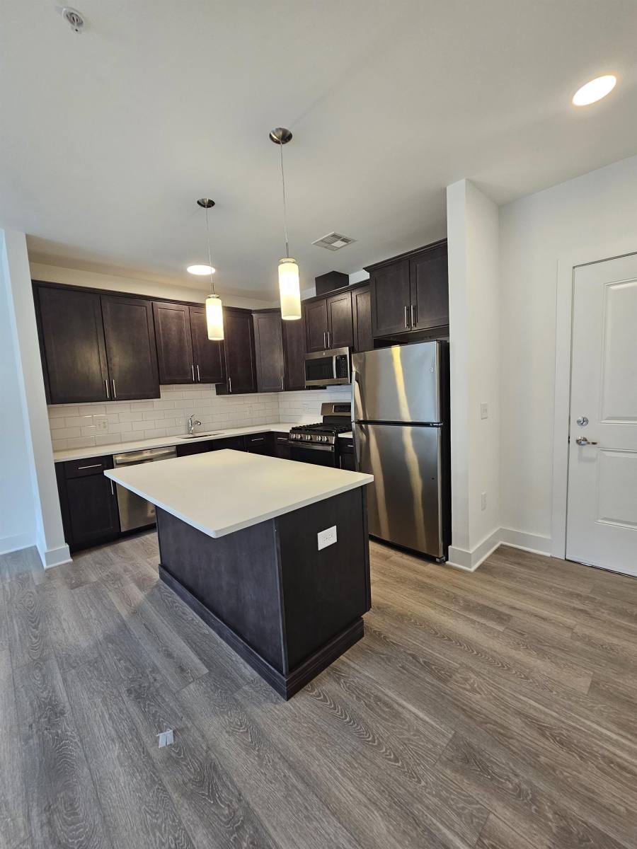 Apartment for rent at 1025 Raritan Rd #203, Clark, NJ 07066