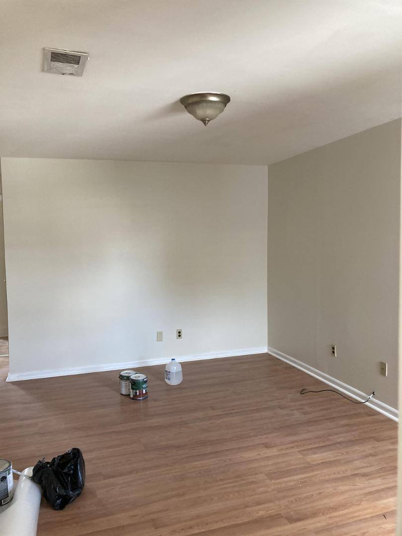 Apartment for rent at 18 Grant Ave #3, Harrison, NJ 07029