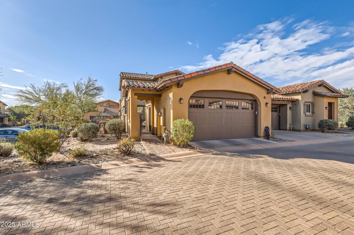 Townhouse for rent at 17874 N 93rd Way, Scottsdale, AZ 85255