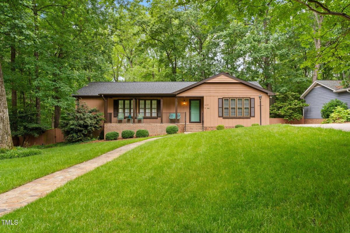 House for rent at 8209 Clear Brook Dr, Raleigh, NC 27615