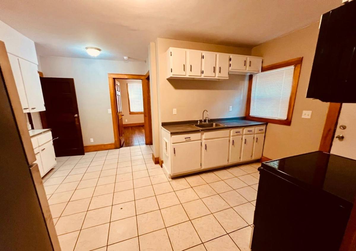Apartment for rent at 343 Columbus Ave, Pittsfield, MA 01201