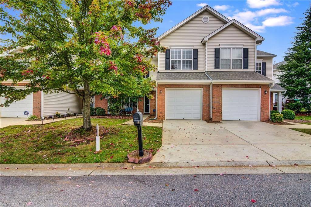 Townhouse for rent at Village at Fountain Grove, 3970 Fountain Village Lane, High Point, NC 27265
