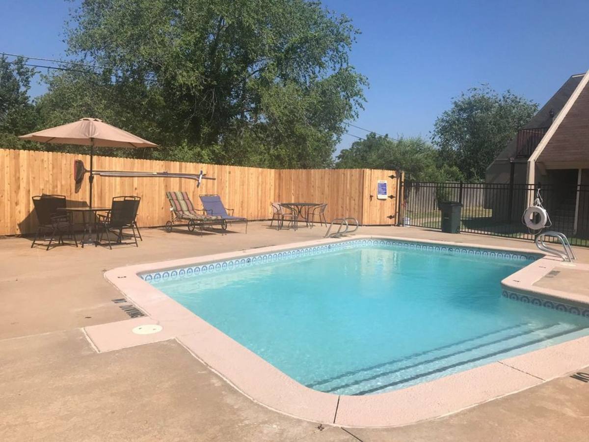 Apartment for rent at 411 W K Place, Jenks, OK 74037