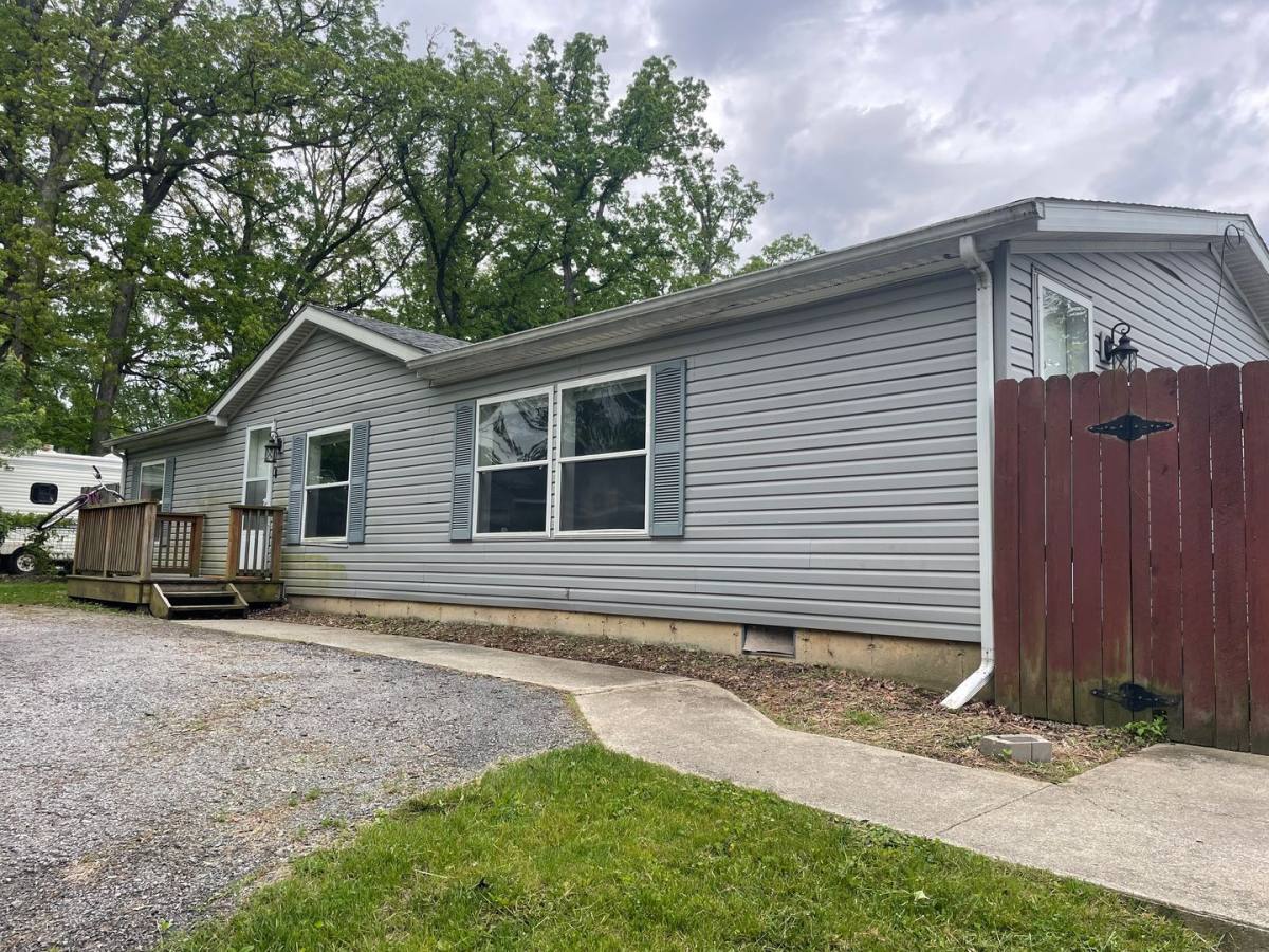 House for rent at 1312 Redwing Rd, Valparaiso, IN 46383