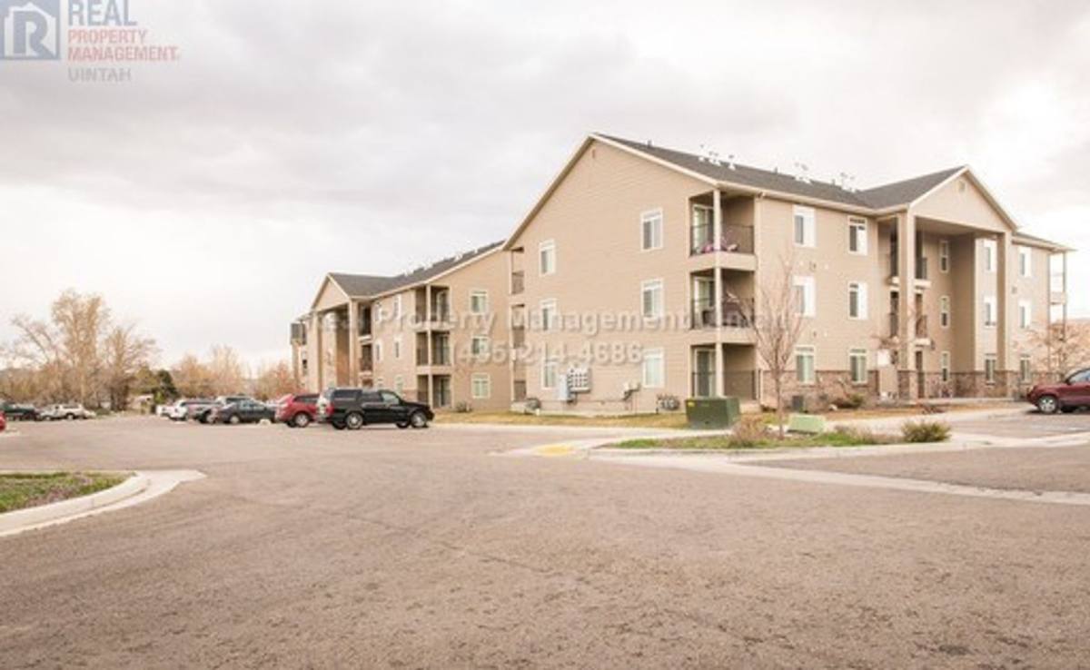 Apartment for rent at 320-350-390 S 989 W, Vernal, UT 84078