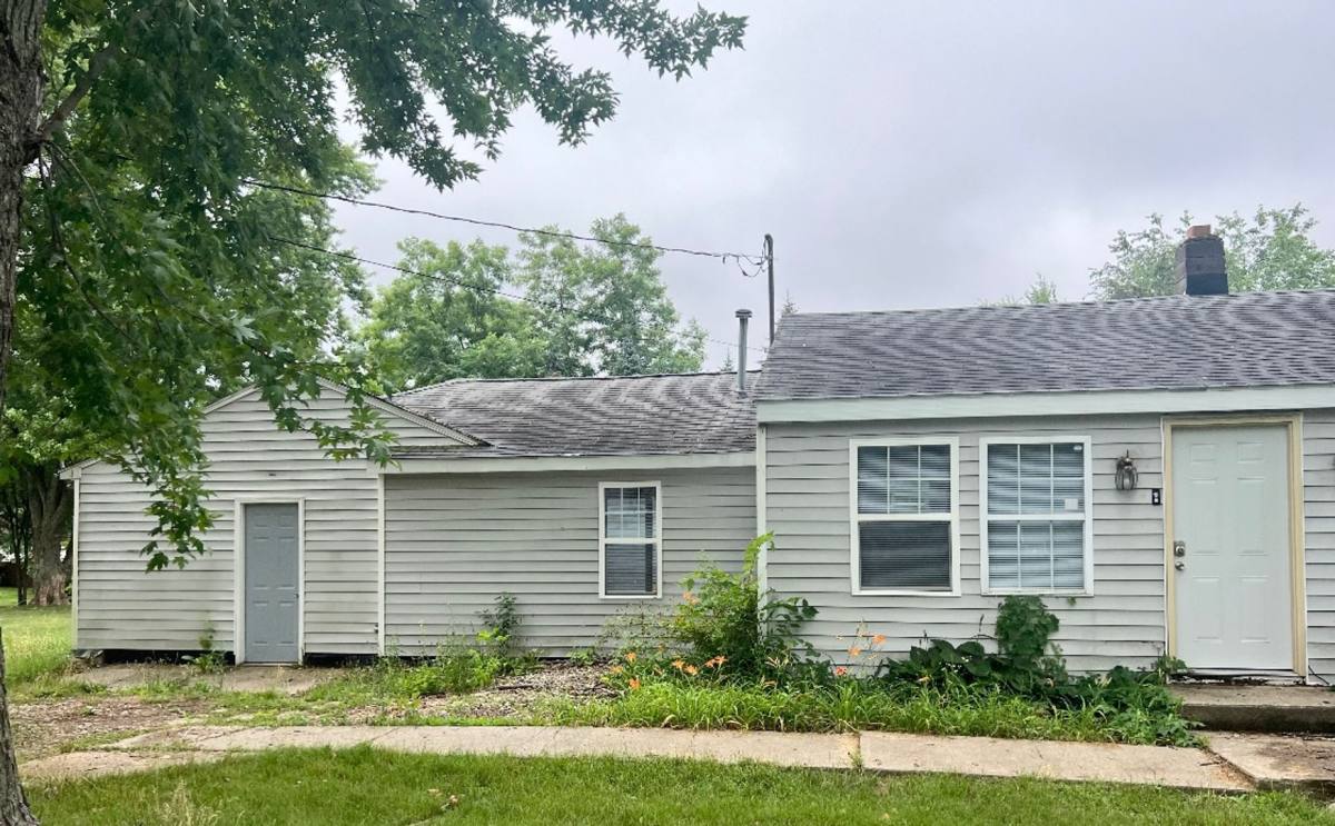 House for rent at 921 Edison St, Kalamazoo, MI 49004