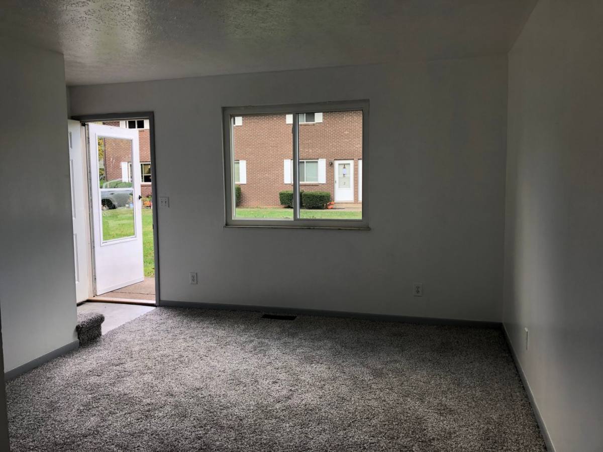 Apartment for rent at 1104 26th St, Vienna, WV 26105