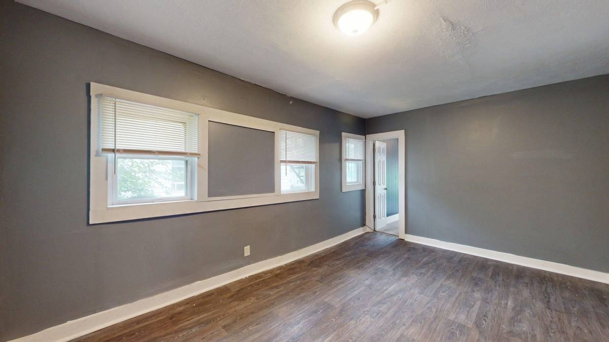 Apartment for rent at 3889 W 33rd St, Cleveland, OH 44109