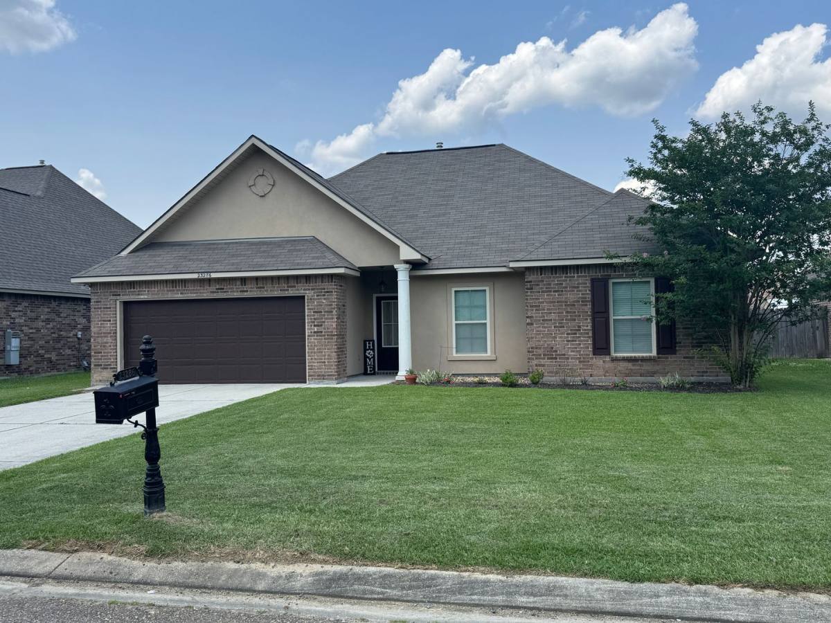 House for rent at 23286 Mango Dr, Denham Springs, LA 70726
