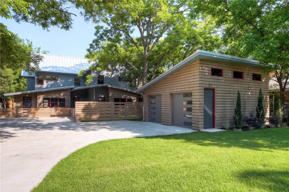 Townhouse for rent at 5605 William Holland Ave #B, Austin, TX 78756
