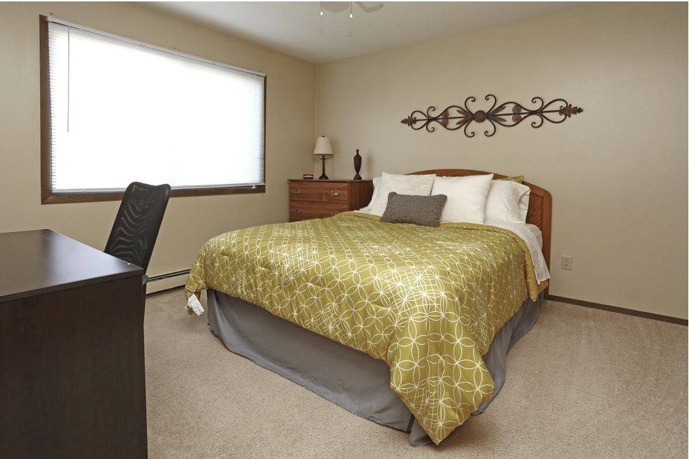 Apartment for rent at 1600 S Rock Creek Dr, Sioux Falls, SD 57103