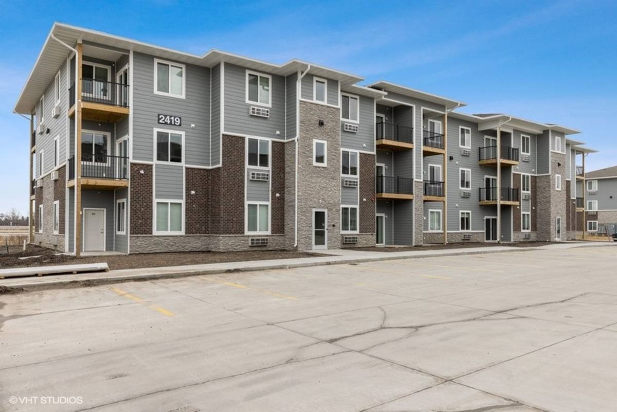 Apartment for rent at 2335 Paine St NE, Bondurant, IA 50035